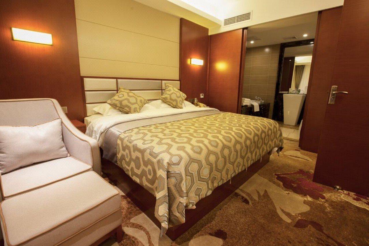 Chengjiang Manor Hotel ภายนอก รูปภาพ