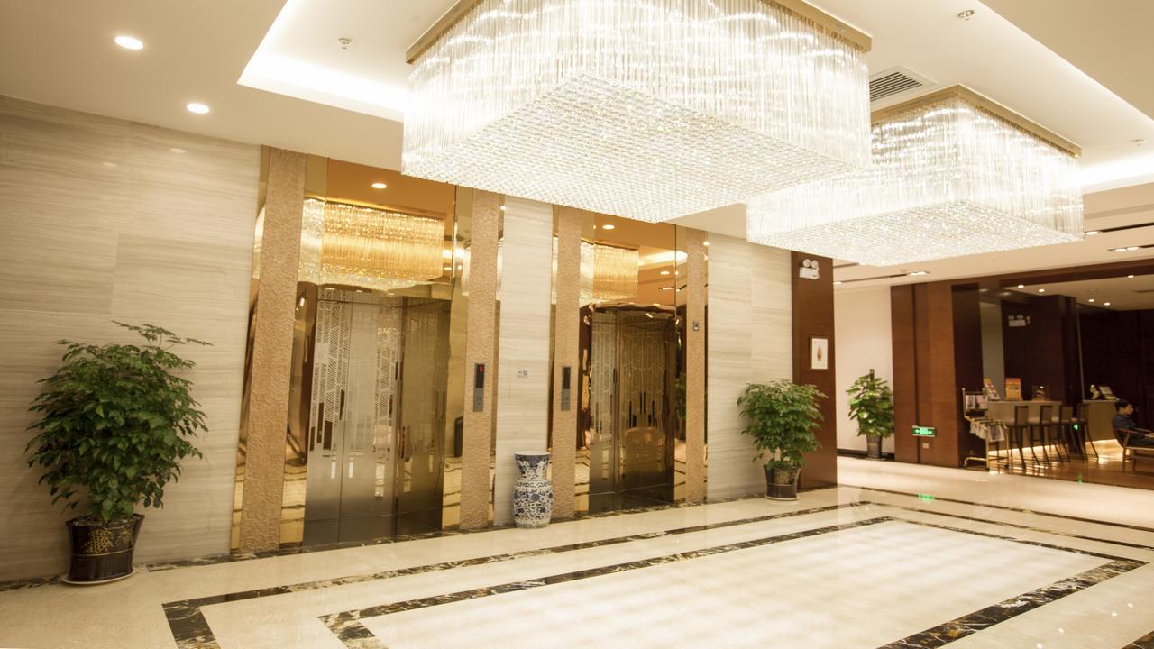 Chengjiang Manor Hotel ภายนอก รูปภาพ