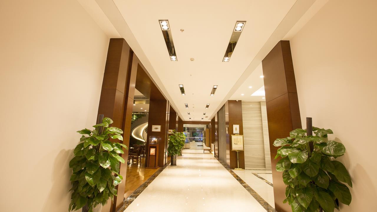 Chengjiang Manor Hotel ภายนอก รูปภาพ